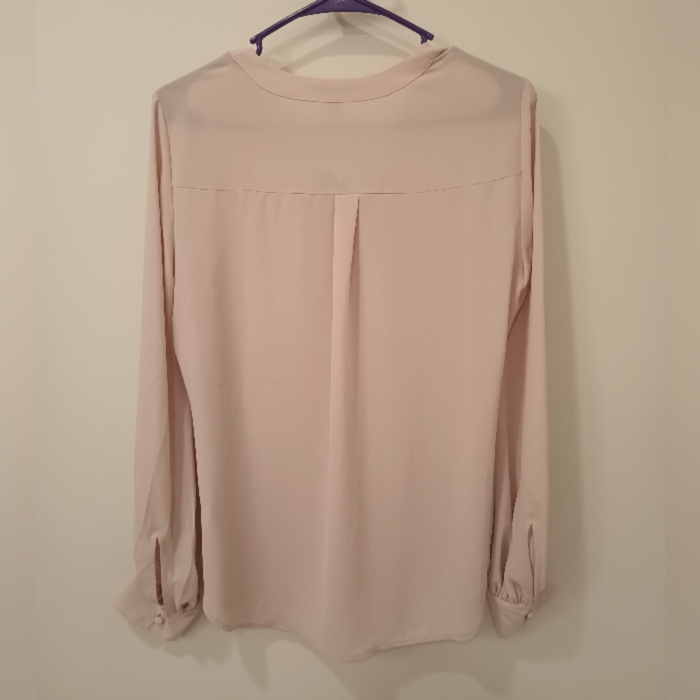 Express Blouse - Picture 2 of 4